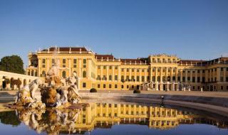 Дворец Шенбрунн: полезная информация о замке в Вене Шенбрунн часы работы